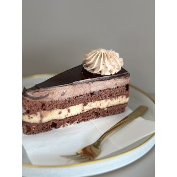 Csokis-gesztenyés torta szelet