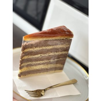 Dobos torta szelet